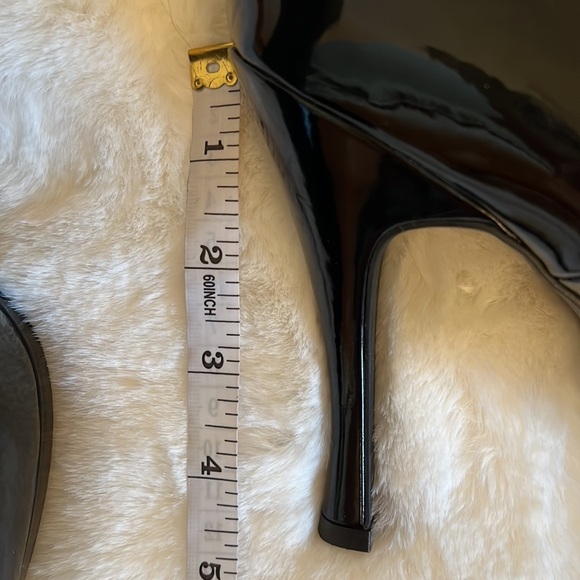 NEW Shiny Patent Leather Heels - Picture 8 of 9